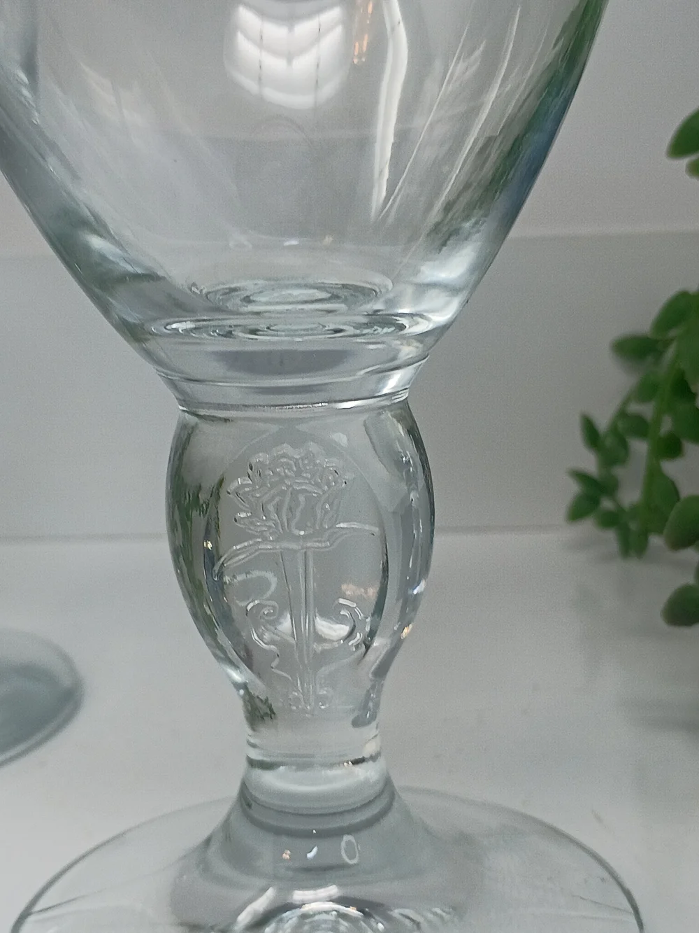 Stella Artois Belgium Gold Rim Chalice Beer Glasses Set – Belgian Ale Goblets